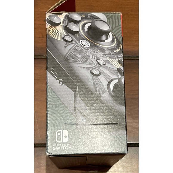 Nintendo Switch Pro Controller The Legend of Zelda: Tears of the Kingdom Edition - Picture 5 of 6